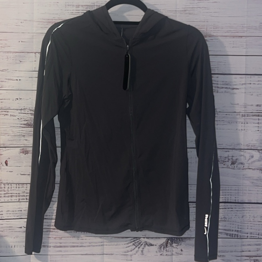 Nike Women’s Black Lightweight Full-Zip Hooded Jacket